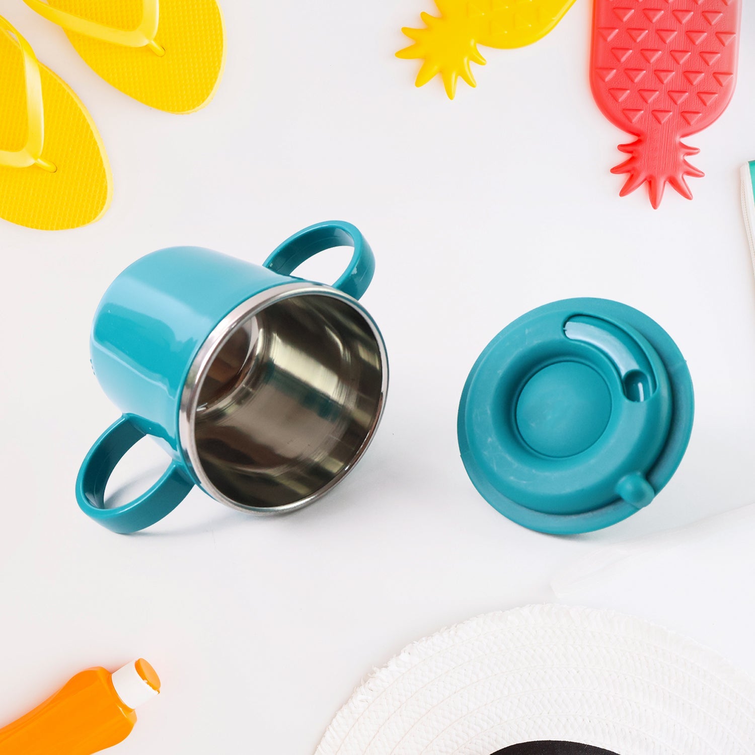 Supermom Kids Sporty Sipper Mug with Straw and Dual Handles Approx 300ml (1 Pc) Supermom Kids Sporty Sipper Mug with Straw and Dual Handles Approx 300ml (1 Pc)